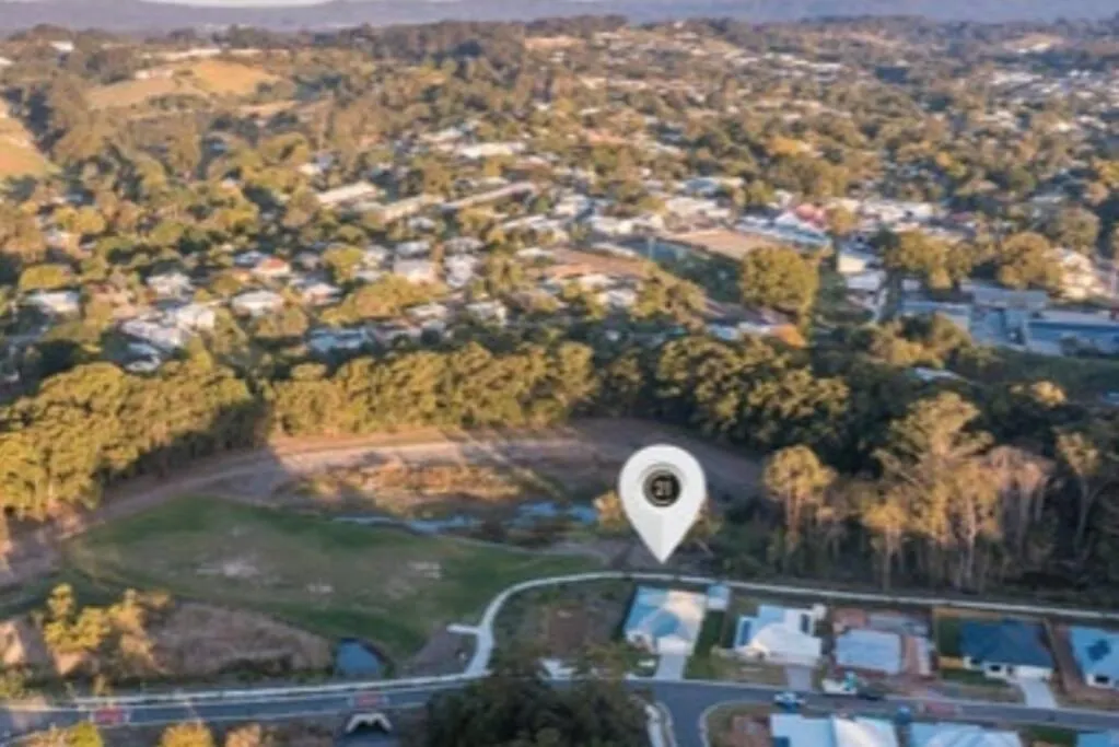 Отель Unwind In Woombye